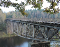 Most kolejowy nad Zaporą